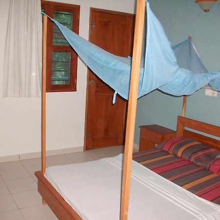 Dodoo Lodge Котону Екстериор снимка