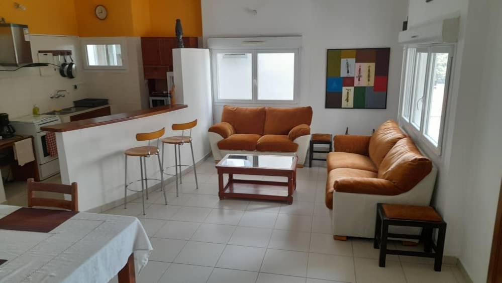 Dodoo Lodge Котону Екстериор снимка