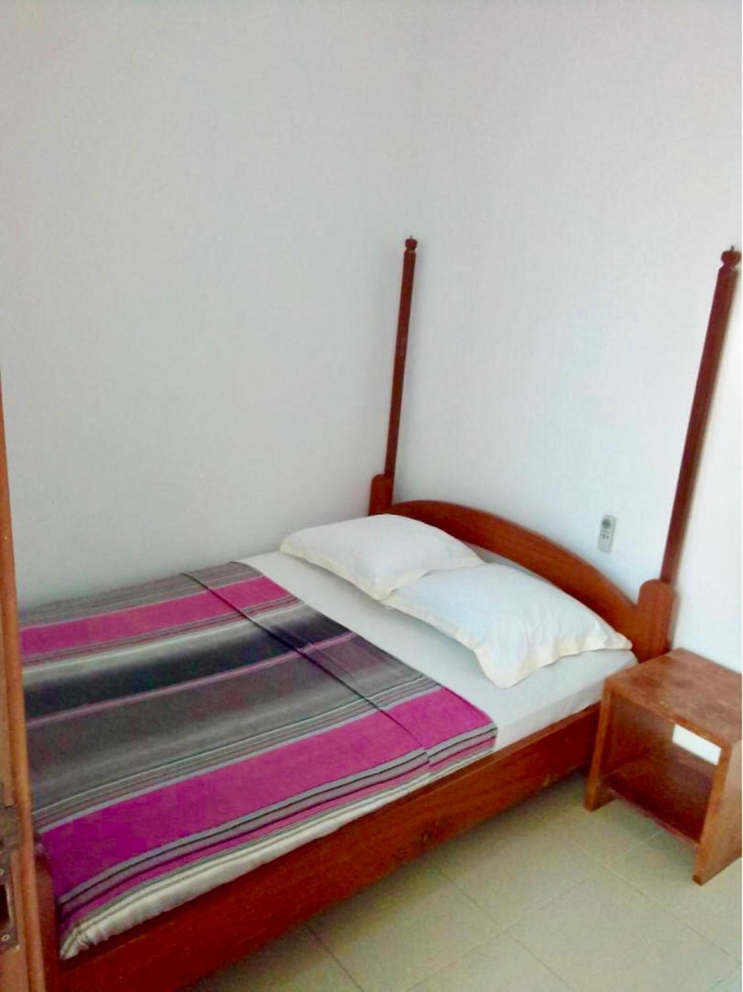 Dodoo Lodge Котону Екстериор снимка