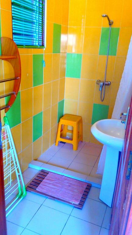 Dodoo Lodge Котону Екстериор снимка