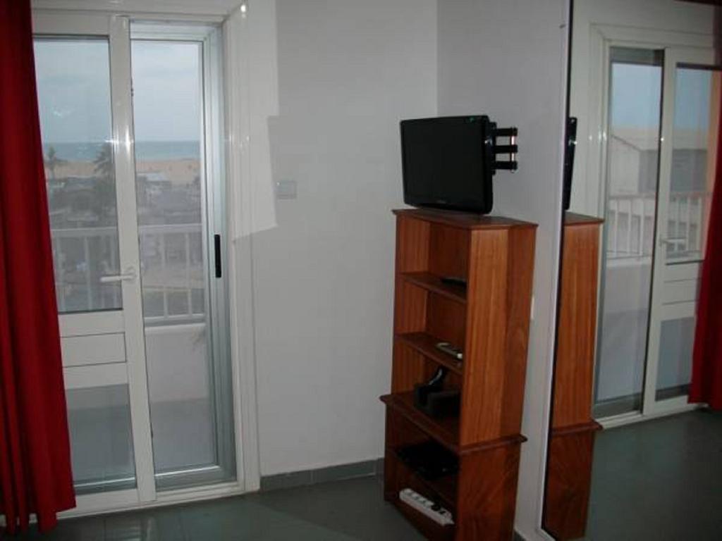 Dodoo Lodge Котону Екстериор снимка