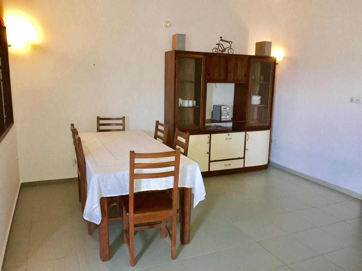 Dodoo Lodge Котону Екстериор снимка